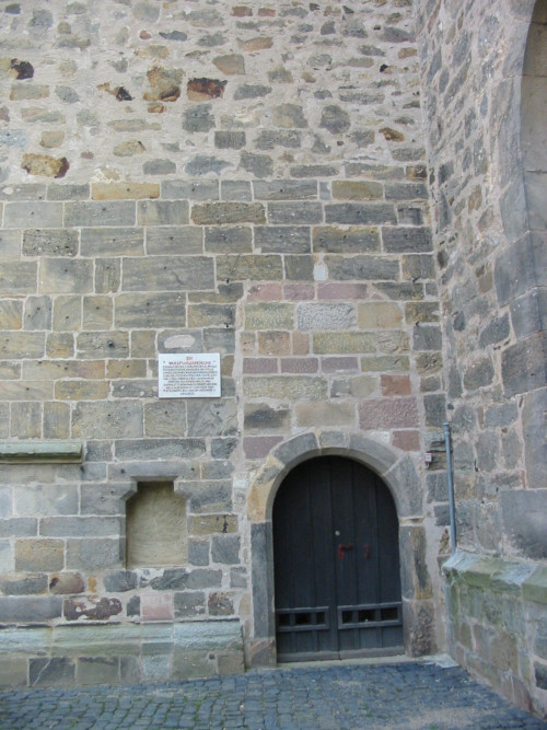 Walpurgiskirche,
 Nodseitenschiff,
 Westwand