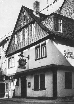 Abb.1: Gasthaus "Krawallschachtel", 1526, Frankfurt (Main)